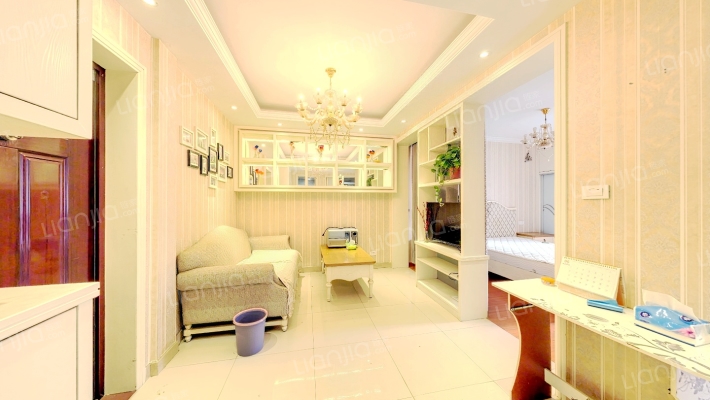 晴湾佳苑一期二手房实景图