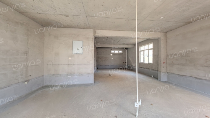 清泉山湖大院二手房实景图