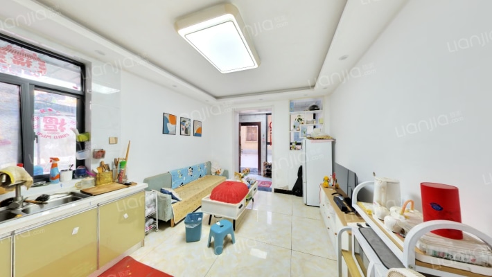 港尧新村二手房实景图