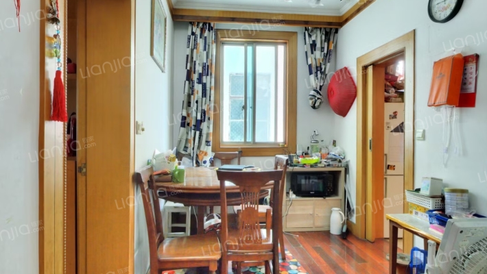 小川东路241号二手房实景图