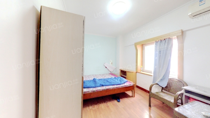 科技广场二手房实景图