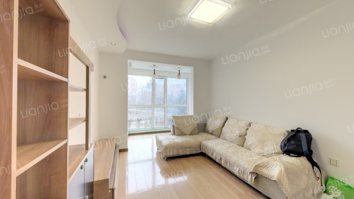 美罗湾三期二手房实景图