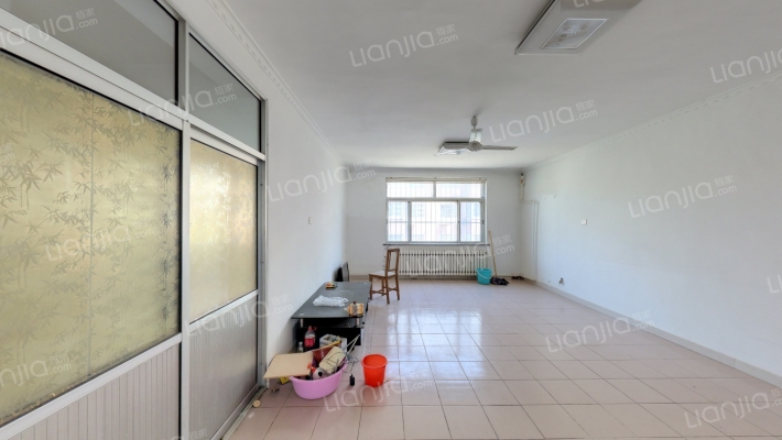 永兴兽药厂家属院二手房实景图