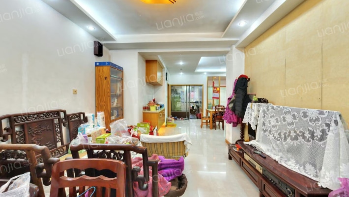 荣安佳境二手房实景图