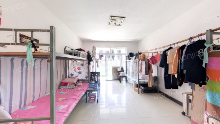 加州阳光东区二手房实景图