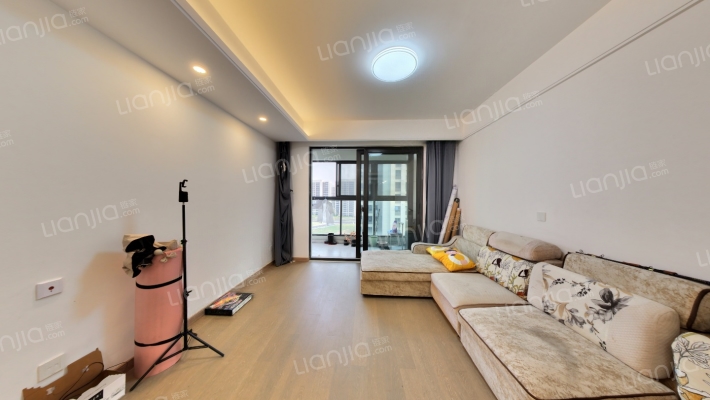 金地翡翠星辰二手房实景图