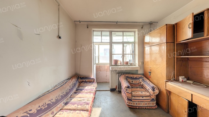 长新小区二手房实景图