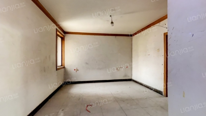 信托家属院二手房实景图