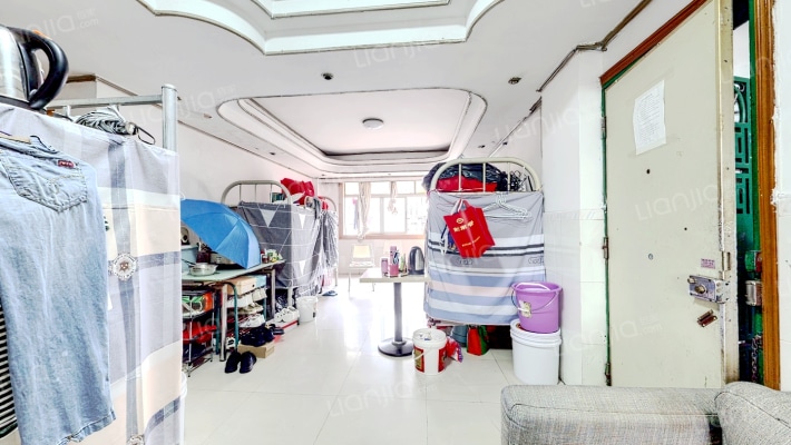 海天花园二手房实景图