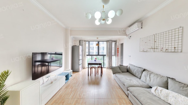 康田蔚蓝海A区二手房实景图