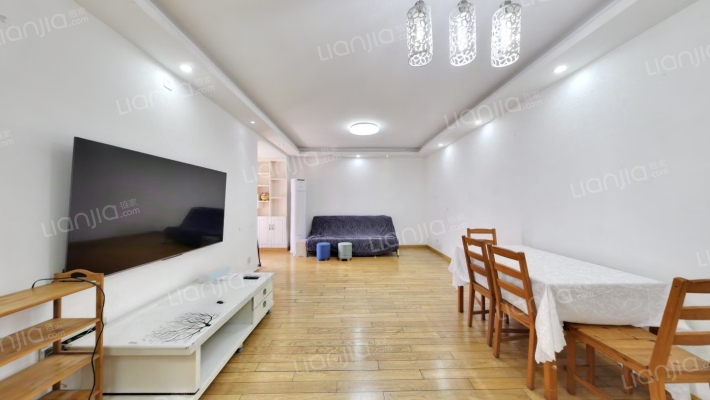 九城湖滨国际二手房实景图