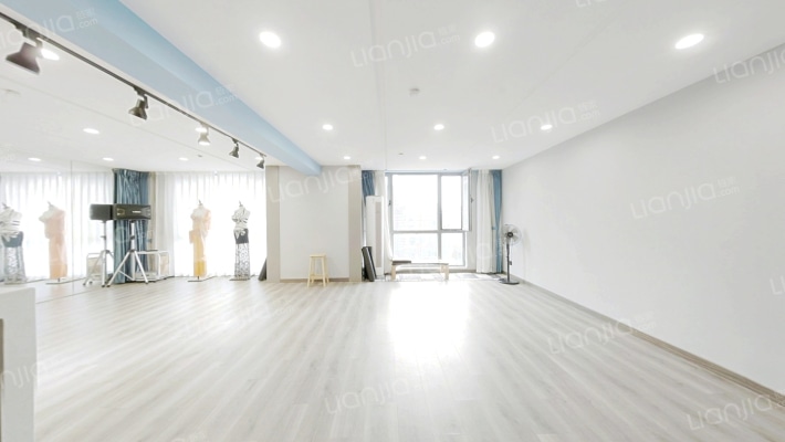 恒大中央广场二手房实景图