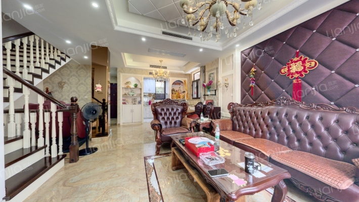 荣盛名邸(别墅)二手房实景图