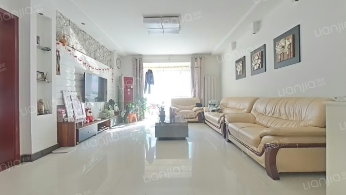 日兴家园二手房实景图