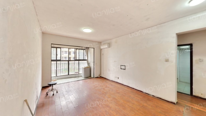 保利麓谷林语F区二手房实景图