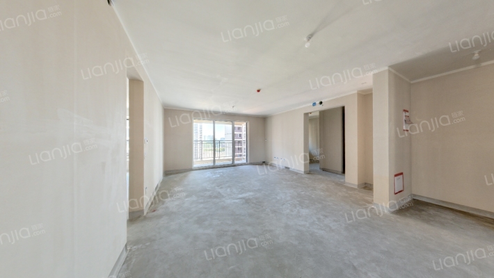 中海半山雲境藏峰二手房实景图