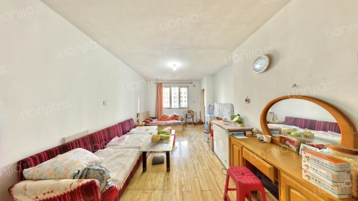 新塘组团佳美苑二手房实景图