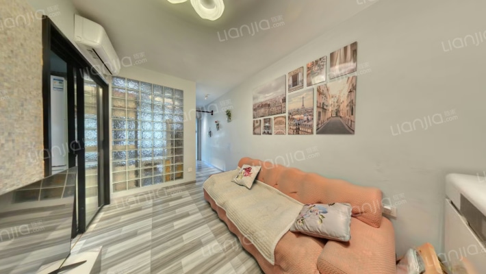 城市主场二手房实景图