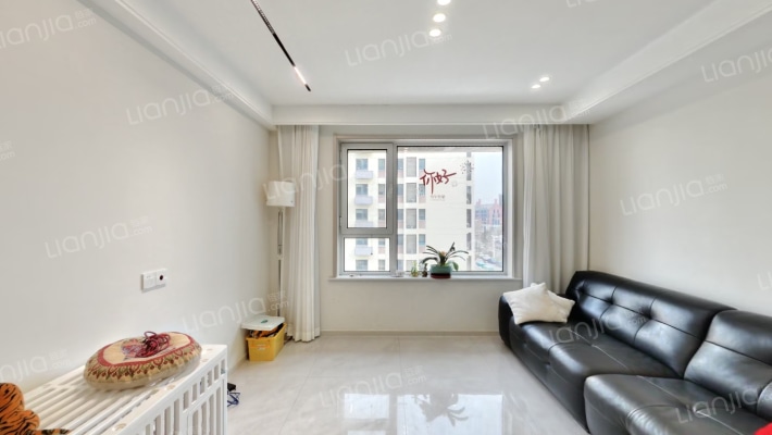 学府华庭二手房实景图