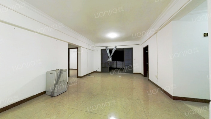 机场国际公寓二手房实景图