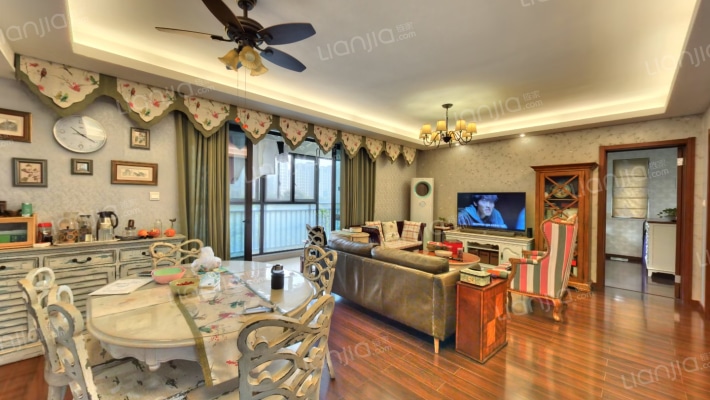 万科梅溪郡二手房实景图