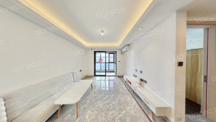 万科城湖心岛二手房实景图