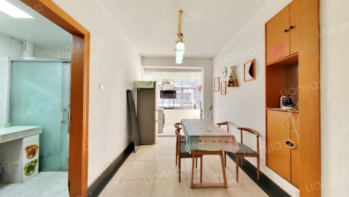 邮运小区二手房实景图