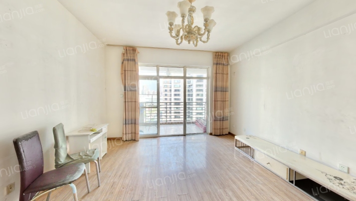 时代花城三期二手房实景图