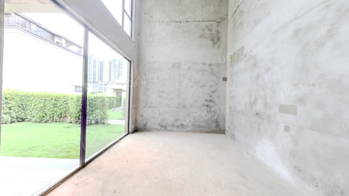 招商新城臻樾府二手房实景图