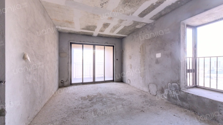 建曙高尔夫1号二手房实景图