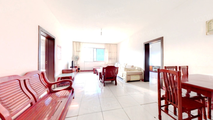 东西大街东二段85号二手房实景图