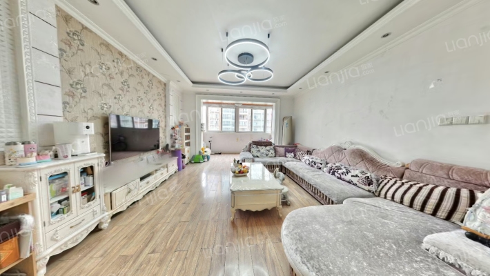 西线阳光二手房实景图