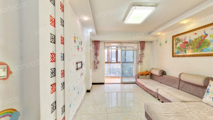 辉阳凤凰城二手房实景图