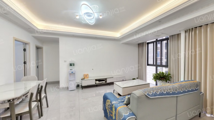 水岸雅居二手房实景图