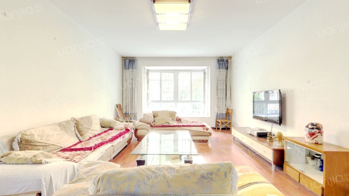 东方雅庭二手房实景图