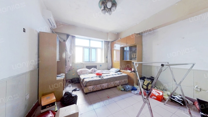 人民警察公寓二手房实景图