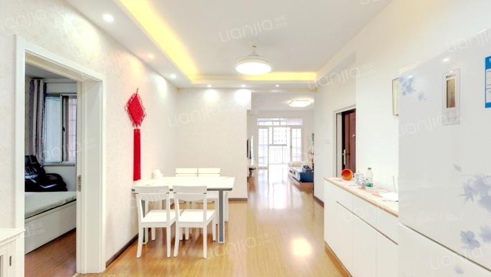 怡嘉小区二手房实景图