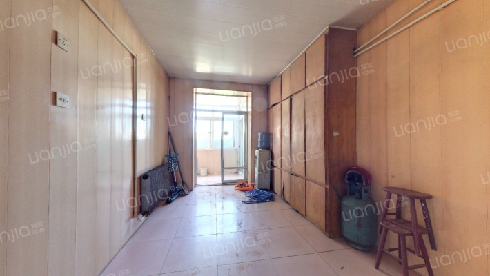 自来水家属楼二手房实景图