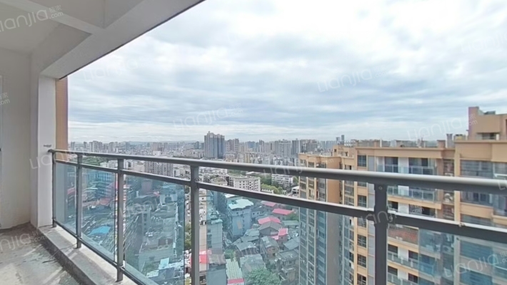 香山明珠二手房实景图