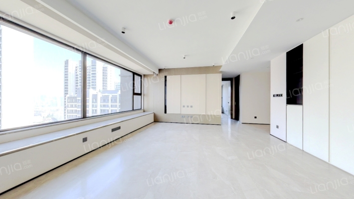 崂山金茂府西区二手房实景图