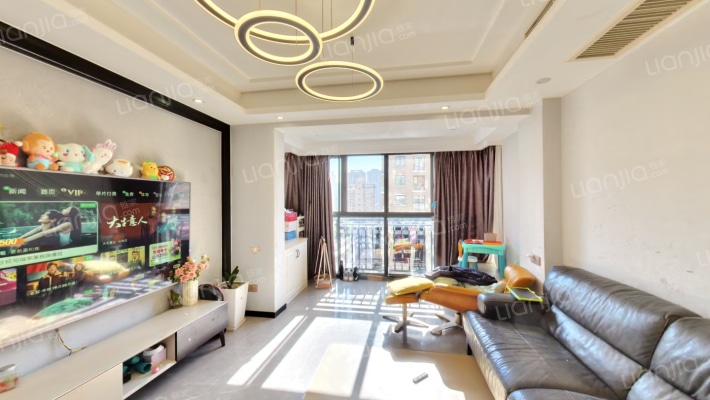 东郡尚都二手房实景图