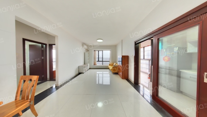 长乐花苑二期二手房实景图