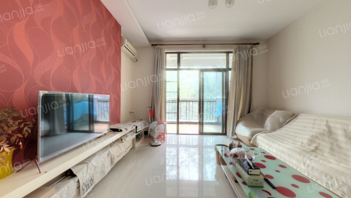 思念果岭国际社区二期湖光山色二手房实景图