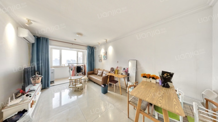 宏府鹍翔荟街区二手房实景图