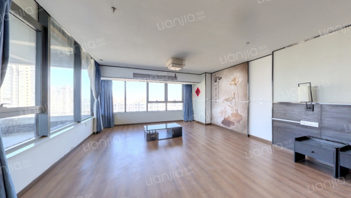 美的广场二手房实景图