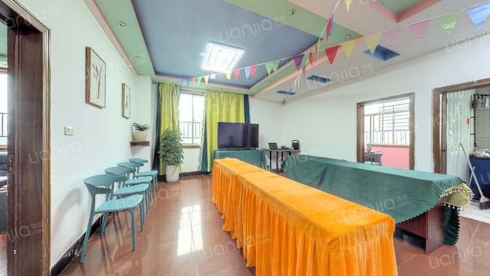 商储大厦二手房实景图