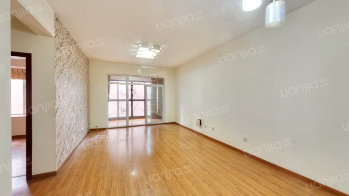 新双城二手房实景图