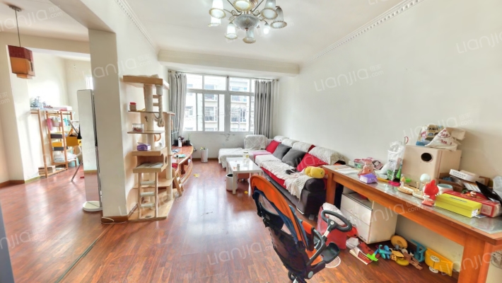 青年路173号二手房实景图