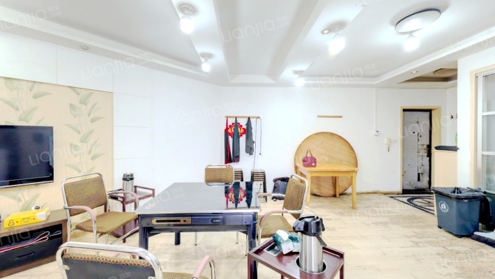 宏鹰大厦二手房实景图