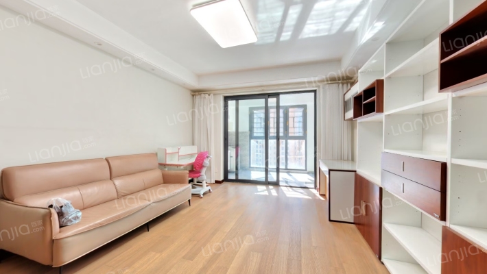 复地东湖国际四期二手房实景图